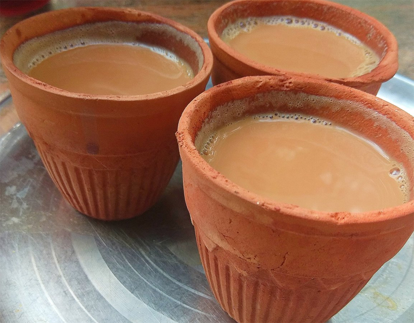 अच्छी खबर! Airport, रेलवे स्टेशन और बस डिपो पर कुल्हड़ में बिकेगी चाय