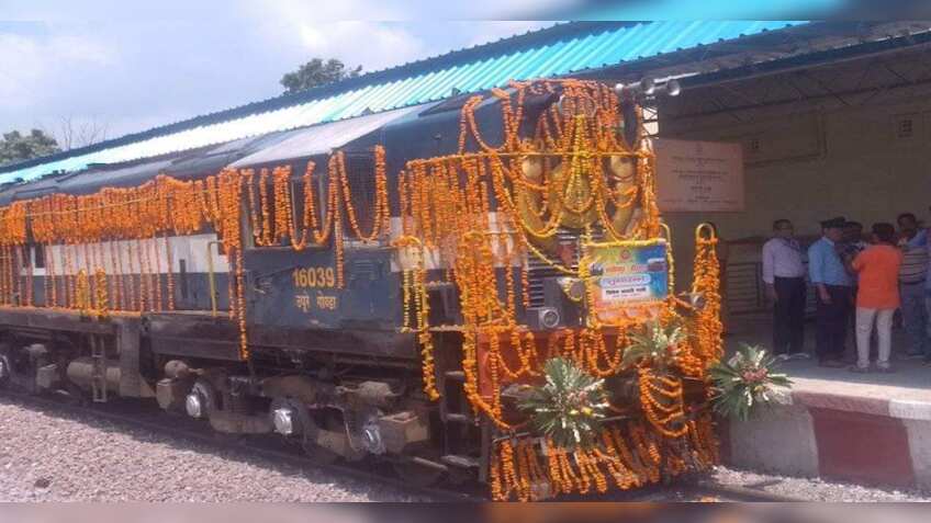 सीतापुर से लखीमपुर के बीच चल सकेंगी सभी ट्रेनें, पटरियों में हुआ ये बदलाव 