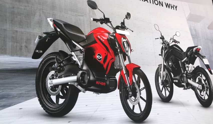 सिर्फ 2999 रुपए में खरीदें Revolt की इलेक्ट्रिक बाइक RV 400, कंपनी ने लॉन्च किया MRP