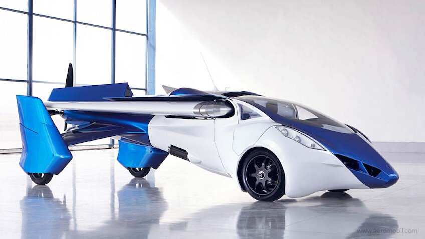 आ रही है उड़ने वाली पहली कार, 200 किमी प्रति घंटे की रफ्तार से कराएगी सफर