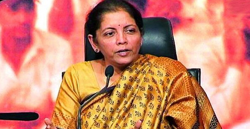 मंदी से निपटने की तैयारी, कुछ देर में वित्त मंत्री कर सकती हैं बड़ा ऐलान