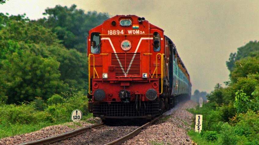 ट्रेन में कन्फर्म सीट चाहिए तो पढ़िए ये खबर, रेलवे के इन नियमों से मिलेगा फायदा