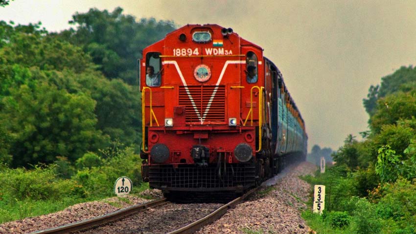 ट्रेन में कन्फर्म सीट चाहिए तो पढ़िए ये खबर, रेलवे के इन नियमों से मिलेगा फायदा
