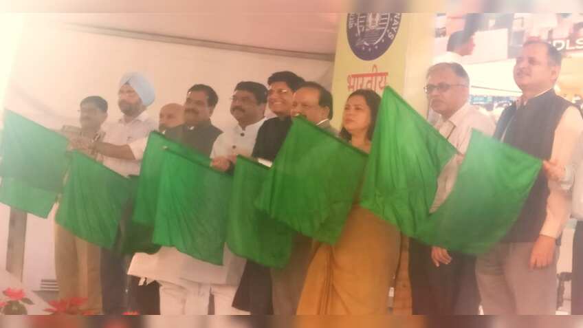 रेलवे ने इन राज्यों में शुरू की 'Seva Service' ट्रेनें, रेल मंत्री ने दिखाई हरी झंडी 