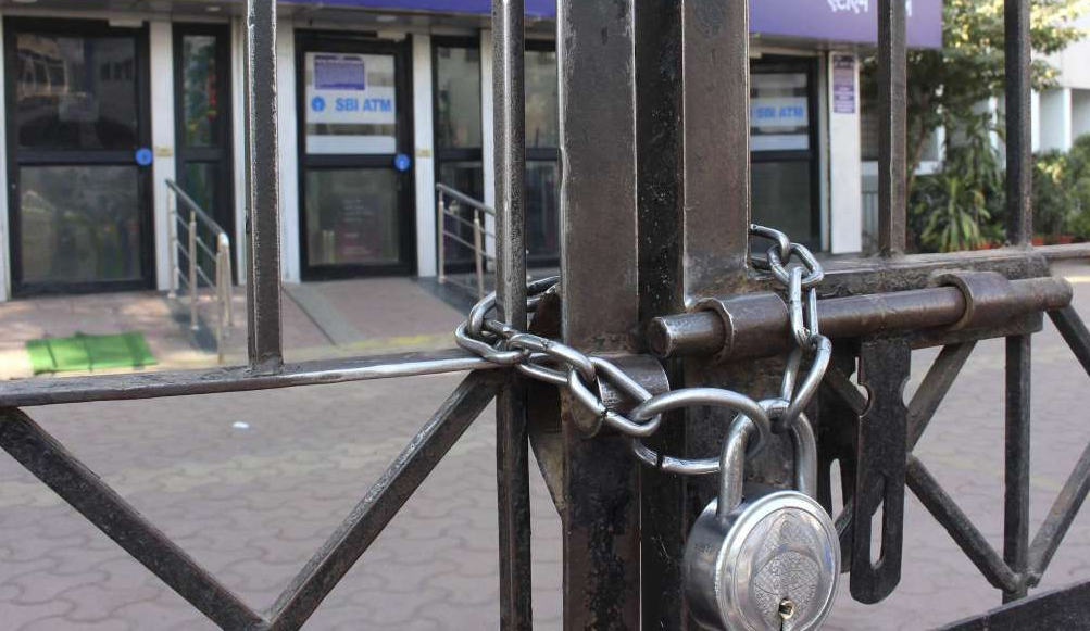 25 अक्टूबर से पहले निपटा लें जरूरी काम, लगातार 4 दिन बंद रहेंगे बैंक