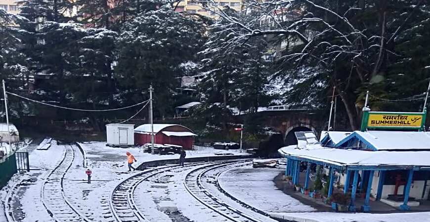 कालका शिमला रूट पर रेलवे ने हिम दर्शन एक्सप्रेस ट्रेन चलाने का ऐलान किया 