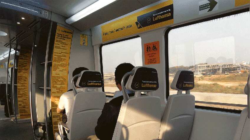 दिल्ली एयरपोर्ट मेट्रो में फ्री WiFi शुरू, ट्रेन में इंटरनेट देने वाला भारत दुनिया का चौथा देश