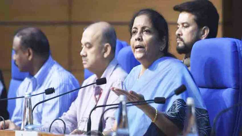 GST को और आसान बनाएगी सरकार, वित्त मंत्री ने कहा-साधारण कारोबारी के अनुकूल होगा