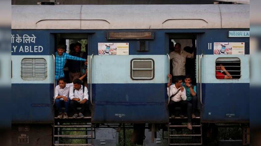 जनशताब्दी-इंटरसिटी एक्सप्रेस सहित 327 ट्रेनें हो गई हैं कैंसिल, सफर से पहले यहां देखें पूरी लिस्ट