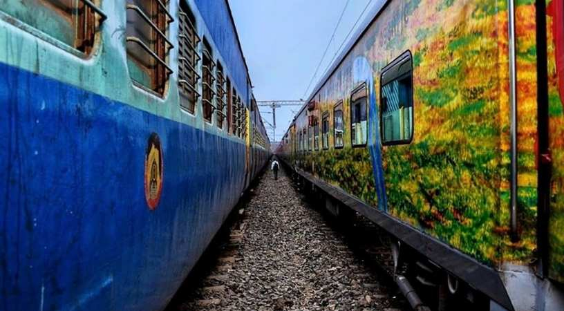 संपूर्ण क्रांति और शहीद एक्सप्रेस सहित 372 ट्रेनें कैंसिल, ये लिस्ट देख कर करें अपनी प्लानिंग