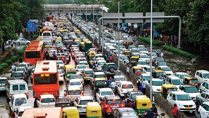 'कंगाल' पाकिस्तान के बिगड़ते हालात का अंदाजा ट्रैफिक से लगाएं, सिर्फ 15 दिन और...