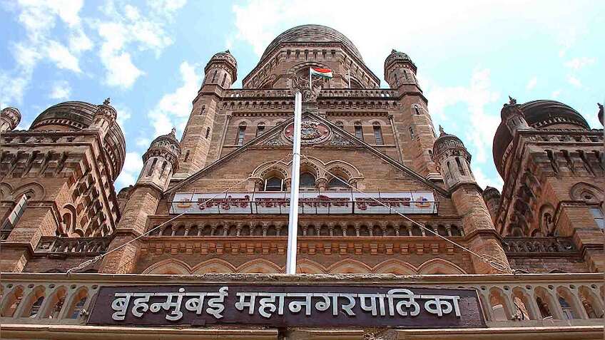 देश की सबसे रईस नगर पालिका BMC ने पेश किया बजट, जनता पर नए टैक्स का बोझ नहीं