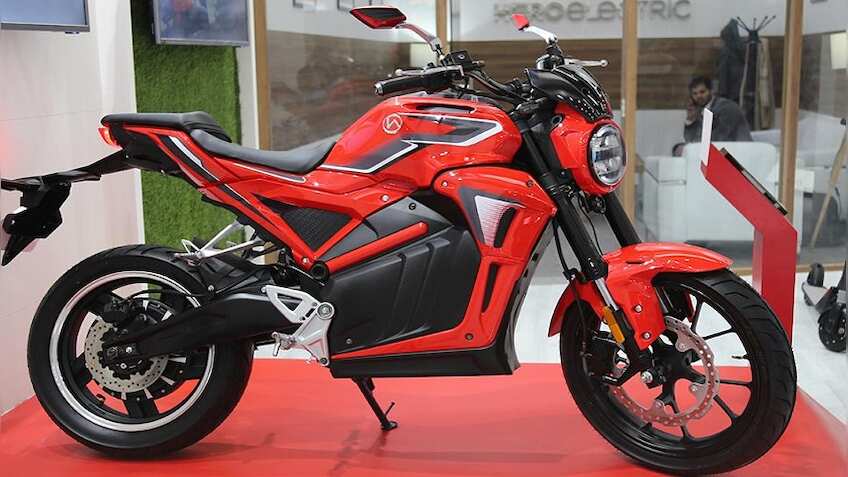 Auto Expo 2020: हीरो का ट्रिपल धमाका, लॉन्च की इलेक्ट्रिक बाइक, स्कूटर और ट्राइक