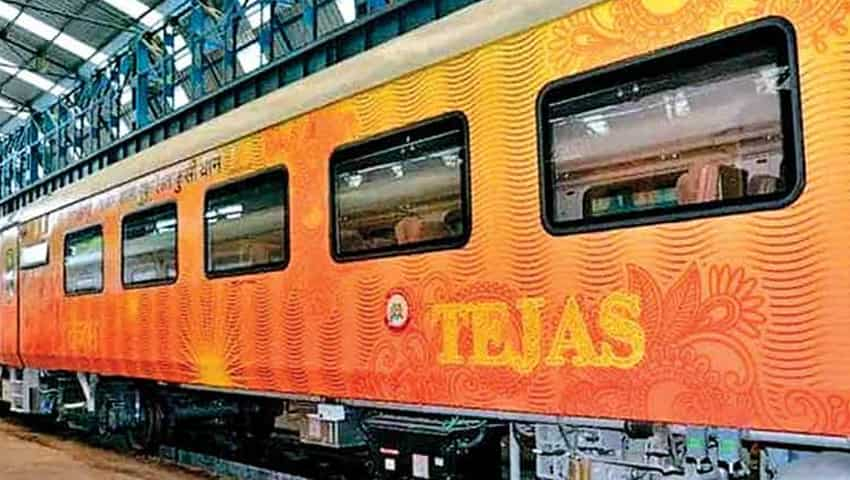 IRCTC ने हाल ही में अमहदाबाद से मुंबई सेंट्रल के बीच दूसरी तेजस एक्सप्रेस ट्रेन को चलाया है.