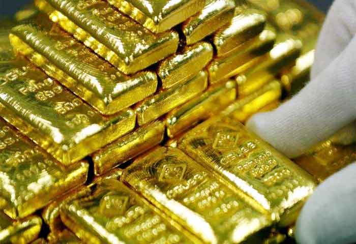 बाजार खुलते ही सोने के दामों में गिरावट, जानिए कितना सस्ता हो गया सोना