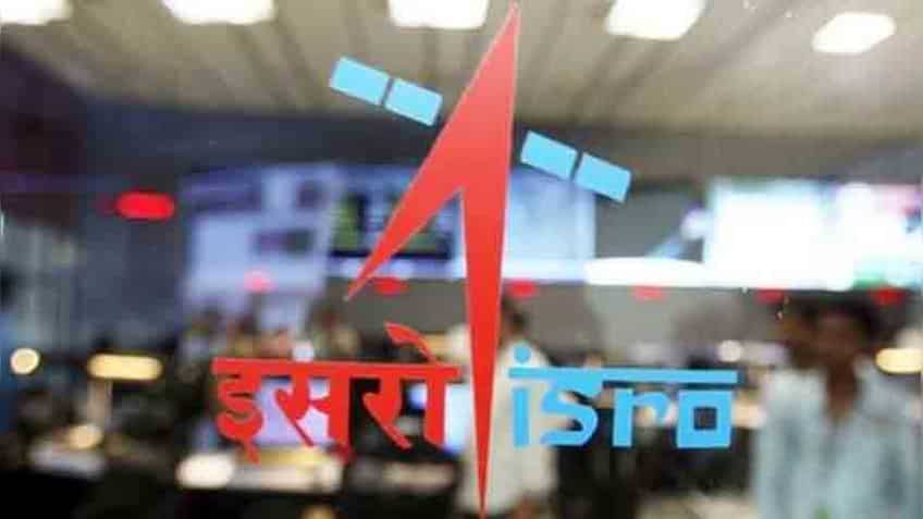ISRO में निकली सरकारी नौकरी की वैकेंसी, पे मैट्रिक्स लेवल-7 तक के मुताबिक मिलेगी सैलरी