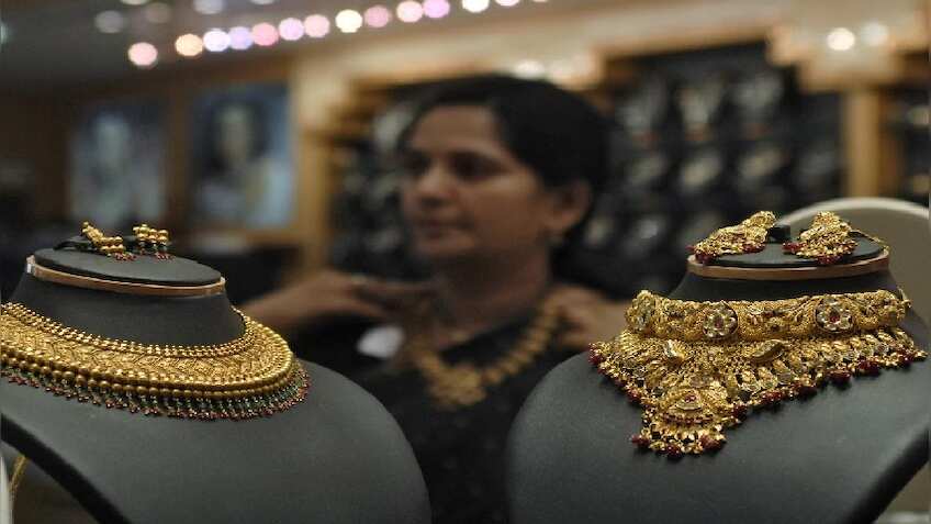सोने पर हॉलमार्किंग! कठीन डगर है पनघट की, ज्वेलर्स ने इंफ्रास्ट्रक्चर पर उठाए सवाल 