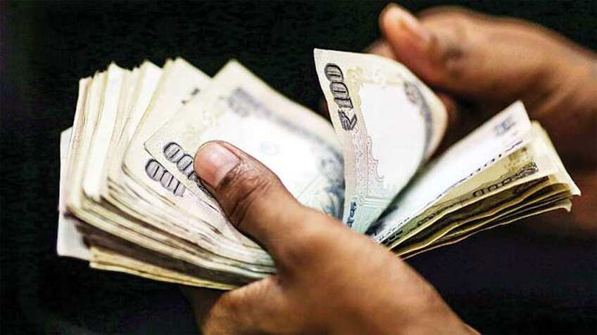 8.5 लाख कर्मचारियों के काम की खबर, जल्‍द मिलेगा सैलरी बढ़ने का गिफ्ट