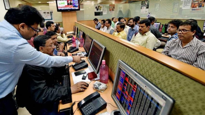 Stock Market पर डोनाल्ड ट्रंप के दौरे का होगा असर, जीडीपी डेटा पर भी नजर