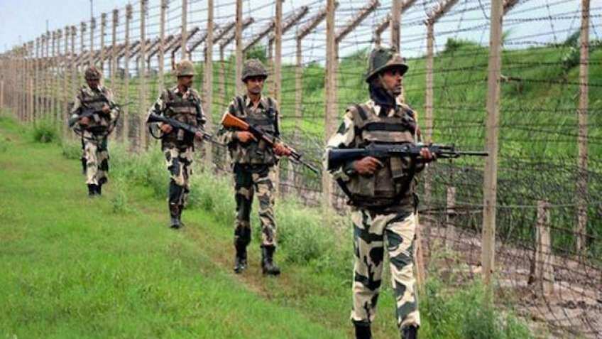 BSF में निकली 317 वैकेंसी, आवेदन से पहले चेक कर लें हर महीने कितनी मिलेगी सैलरी