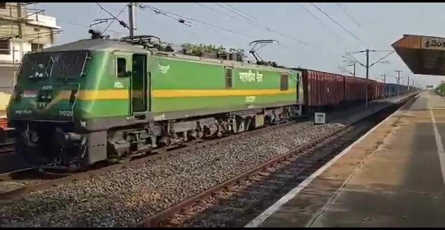 Indian Railways ने चलाई अन्नपूर्णा और जय किशन सूपर फास्ट ट्रेनें, बहुत तेज हैं ये गाड़ियां 