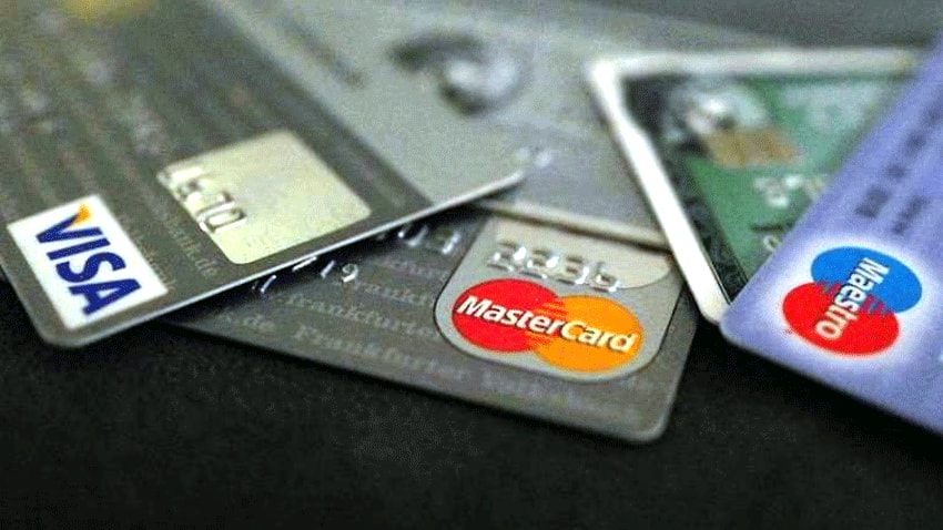 1- डेबिट कार्ड खो जाने पर आपका अकाउंट कितना सुरक्षित है?