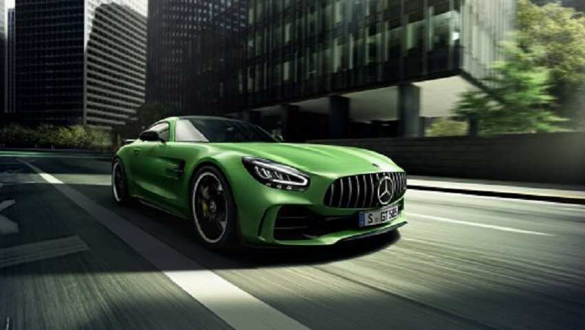 अपडेट AMG GT R