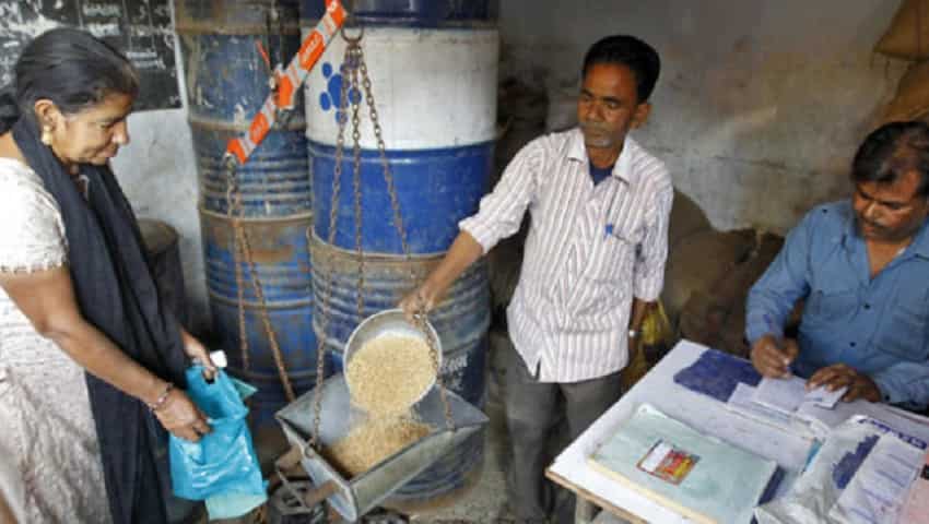 पश्चिम बंगाल सरकार का ऐलान, गरीबों को जून 2021 तक मुफ्त मिलेगा राशन