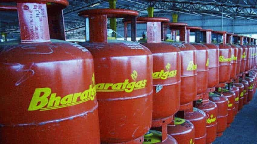 घर बैठे मिनटों में ऐसे बुक कराएं गैस सिलेंडर, BPCL हुआ डिजिटल