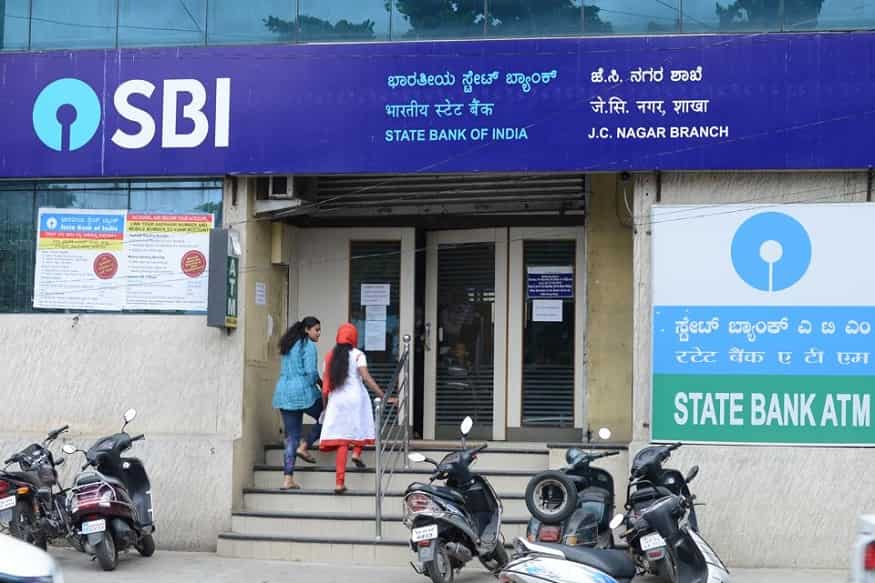 SBI ग्राहकों के लिए बड़ी खुशखबरी, अब घर बैठे मिलेंगी ये 8 सुविधाएं, नहीं देना होगा कोई चार्ज