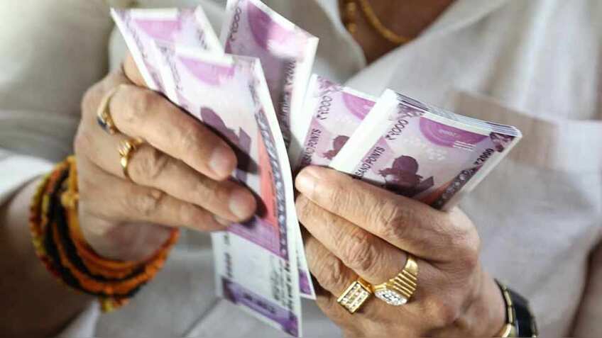 2 हसीन शेयर: आज GAIL-BPCL में दिखेगा दमदार एक्शन, अक्टूबर में SBI बनेगा स्टार परफॉर्मर