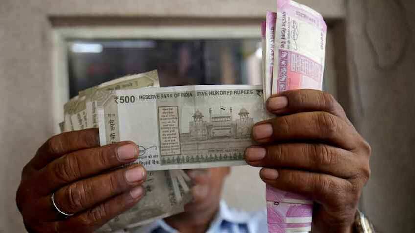 कोरोना काल में गई नौकरी तो सरकार देगी 50% सैलरी, फायदा चाहते हैं तो यहां करें अप्लाई