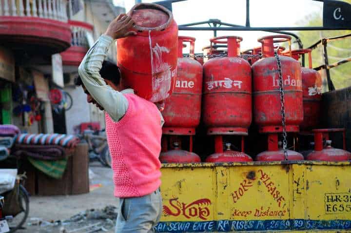 1 नवंबर से LPG सिलेंडर को लेकर हो रहा बड़ा बदलाव, ऐसे होगी डिलीवरी