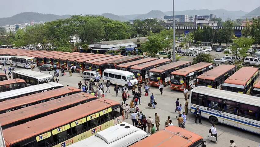 मुसाफिरों को बड़ी राहत, दिल्ली से शुरू हुई अंतरराज्यीय बस सेवा