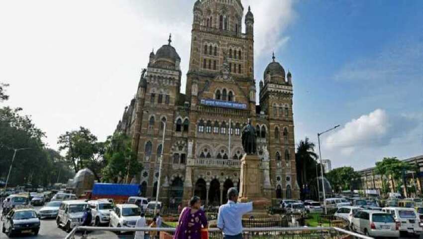 मुंबई में लॉक पड़े घरों पर है BMC की नज़र