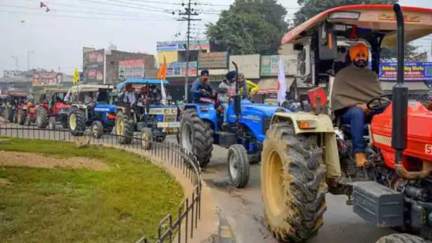किसानों की मेगा ट्रैक्टर रैली