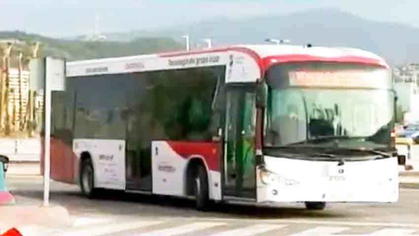 Driverless Bus: बिना ड्राइवर वाली बस से सफर किया है आपने कभी ? यहां फर्राटा भरती हैं ये बसें