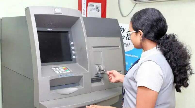 केरल में भी है एक फ्लोटिंग ATM