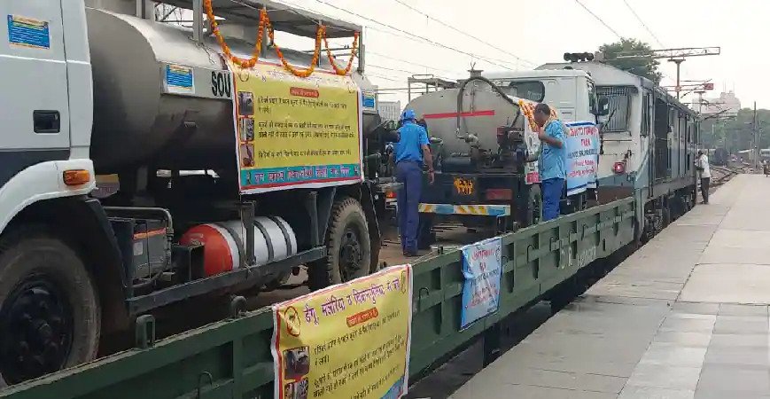 ट्रेन की पटरियों के किनारे मच्छरों का खात्मा करेगी 'मॉस्किटो टर्मिनेटर ट्रेन', NCR की रेलवे पटरियों किनारे होगा छिड़काव