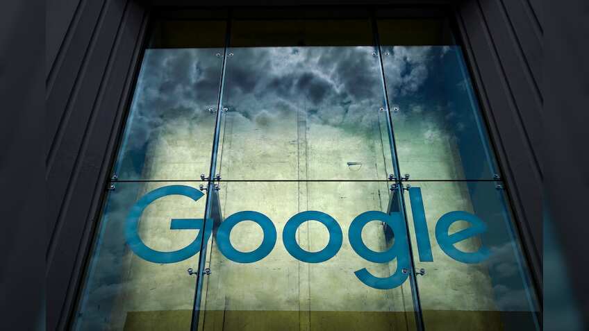 ब्रेन और पैरालिसिस स्ट्रोक जैसी बीमारी से लड़ने में मदद करेगा Google का नया AI डिवाइस