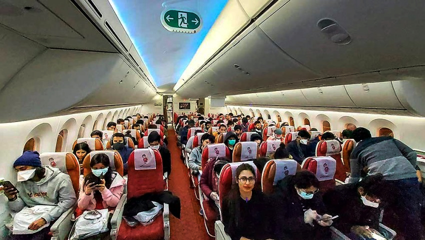 67.01 लाख डोमेस्टिक पैसेंजर्स ने अगस्त में भरी उड़ान, एक महीने के मुकाबले 33.83% बढ़ोतरी