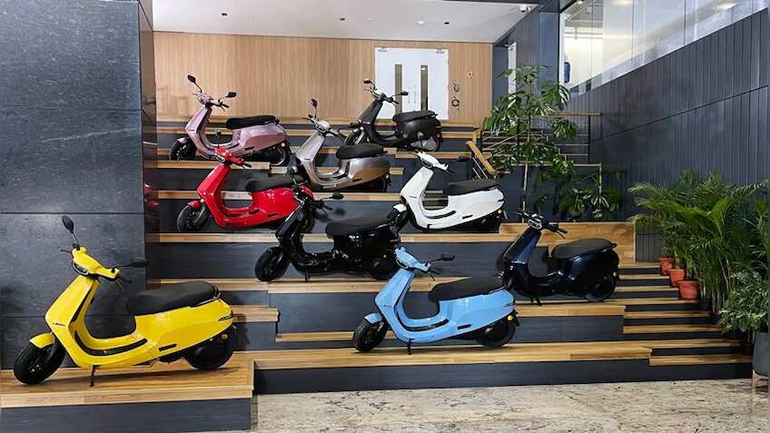 महज दो दिन में 1,100 करोड़ की कमाई कर गया ola scooter, इस तारीख को होगी दूसरी सेल की शुरुआत 