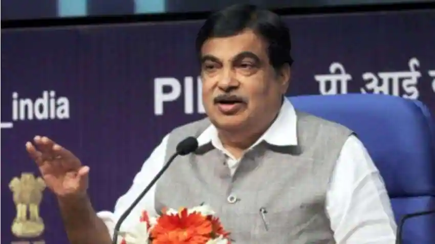 दिल्ली-मुंबई एक्सप्रेस वे से हर महीने कितना कमाएगी सरकार, परिवहन मंत्री गडकरी ने दिया ये जवाब