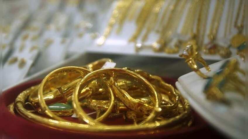 Gold Rate today: सोने की कीमतों में उछाल, खरीदारी से पहले चेक कर लें 24 कैरेट का भाव 