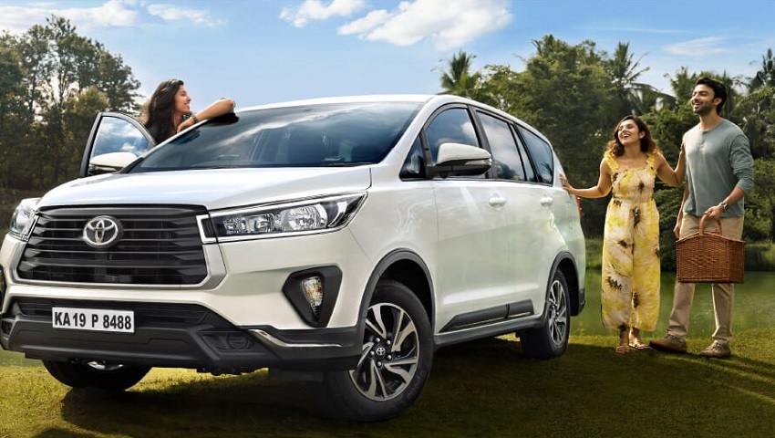 Toyota की कारें खरीदने में नहीं आएगी फाइनेंस की अड़चन, IndusInd Bank आसानी से उपलब्ध कराएगा लोन