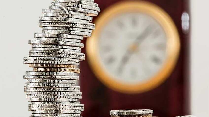 Debt Mutual Funds: 5 साल में हुई शानदार कमाई, इन स्‍कीम्‍स में 500 रु से शुरू कर सकते हैं SIP