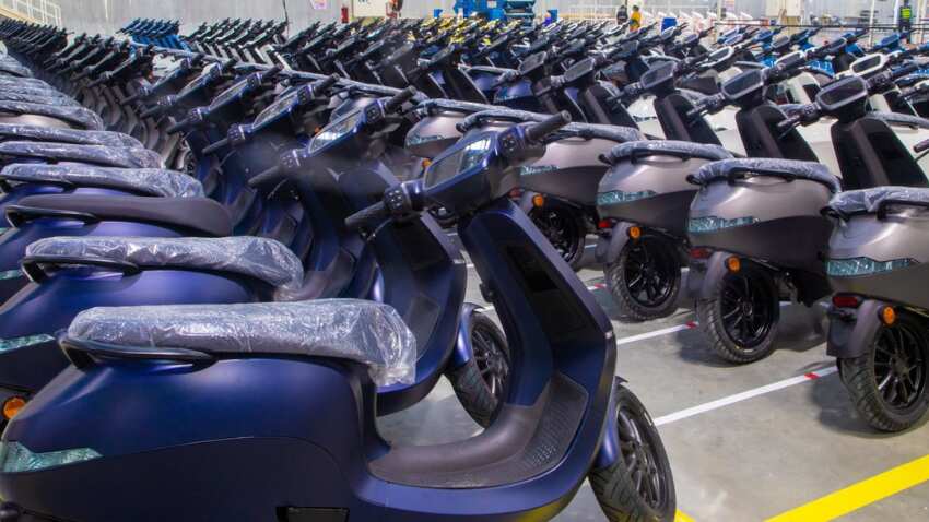 खुशखबरी! Ola E-Scooter का इंतजार होगा खत्म, इस तारीख से डिलीवरी होगी शुरू 