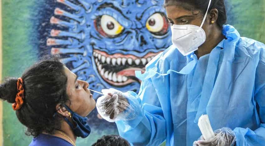 Omicron Latest Guidelines: मुंबई में क्रिसमस और नए साल की पार्टियों का जश्न रह सकता है फीका, Omicron को लेकर BMC ने जारी की नई गाइडलाइंस