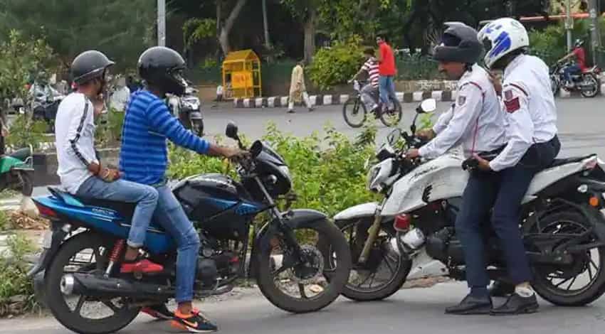 बदल गए ट्रैफिक नियम- कार-बाइक वाले गौर से पढ़ लें, पहले से ज्यादा कटेगी जेब, चुकाना होगा ₹10 हजार तक चालान