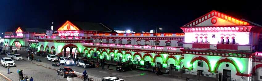 वीरांगना लक्ष्मीबाई रेलवे स्टेशन 